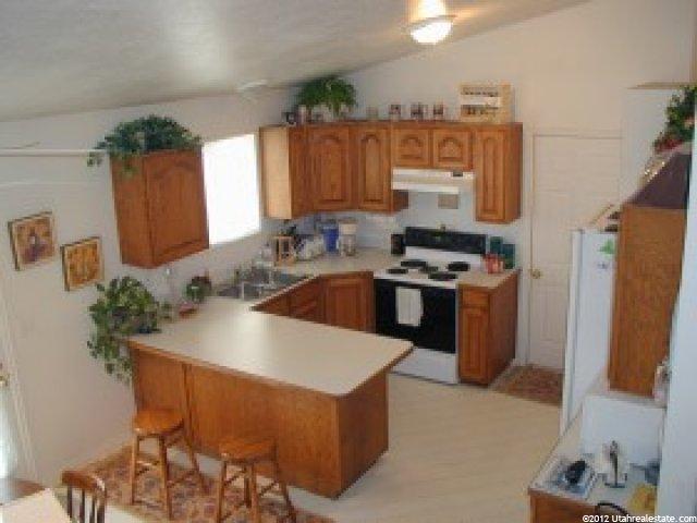 5240 S 2700 W, Roy, UT 84067 — photo 3