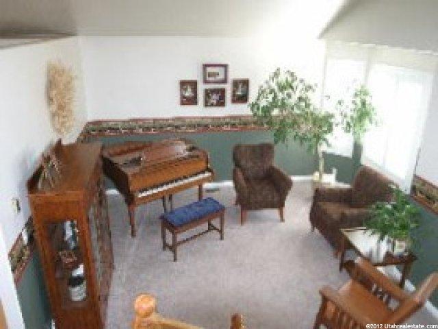 384 W Elberta Dr N, Pleasant View, UT 84414 — photo 3