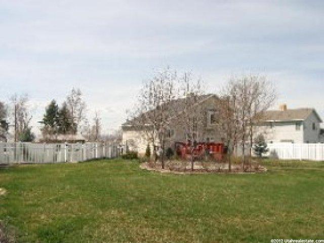 384 W Elberta Dr N, Pleasant View, UT 84414 — photo 8