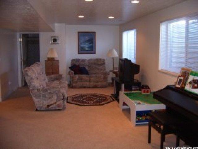 1217 E 2675 N, Layton, UT 84040 — photo 4