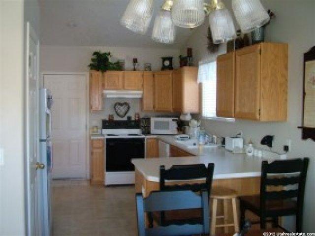 924 E 1960 N, Lehi, UT 84043 — photo 3
