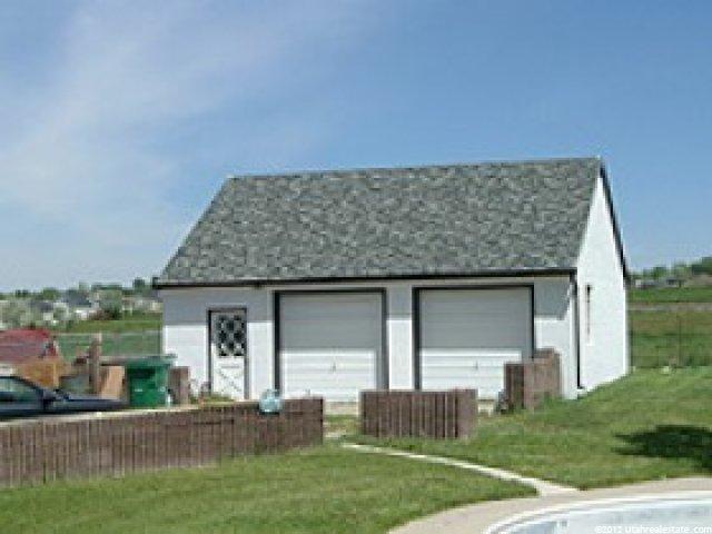 265 E Antelope Dr, Layton, UT 84040 — photo 3