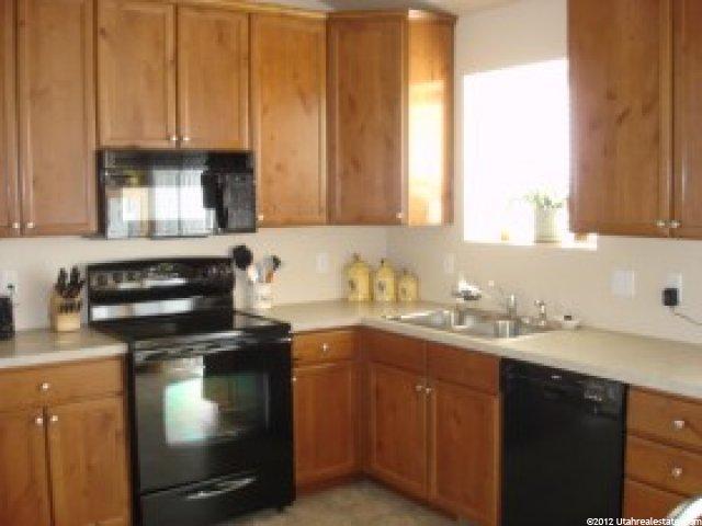 1952 N 150 E, North Ogden, UT 84414 — photo 2