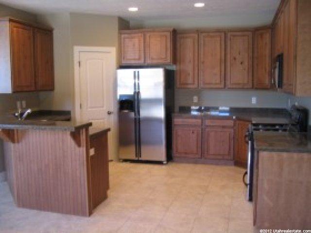 1085 Pheasant Tail Dr, Bluffdale, UT 84065 — photo 3
