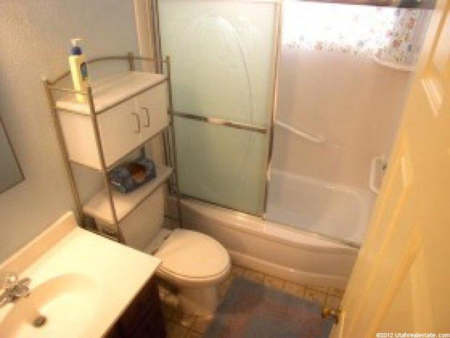 556 Miller Ave, Layton, UT 84041 — photo 8