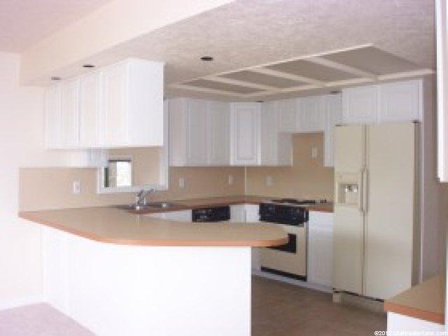 3587 S Lexington Dr E, Bountiful, UT 84010 — photo 4
