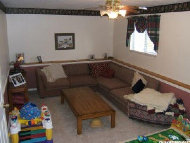32 W 1980 S, Clearfield, UT 84015 — photo 2