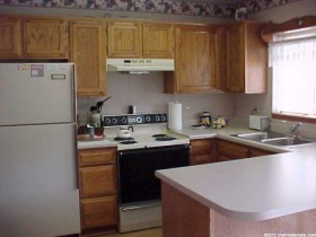 1452 S 1650 E, Ogden, UT 84404 — photo 3