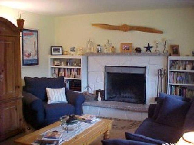 1055 Saphire Dr, Sandy, UT 84094 — photo 3