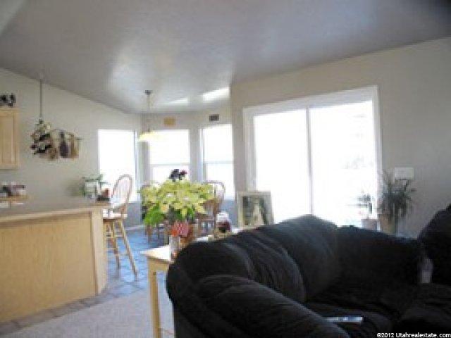 946 E 1525 N, North Ogden, UT 84404 — photo 3