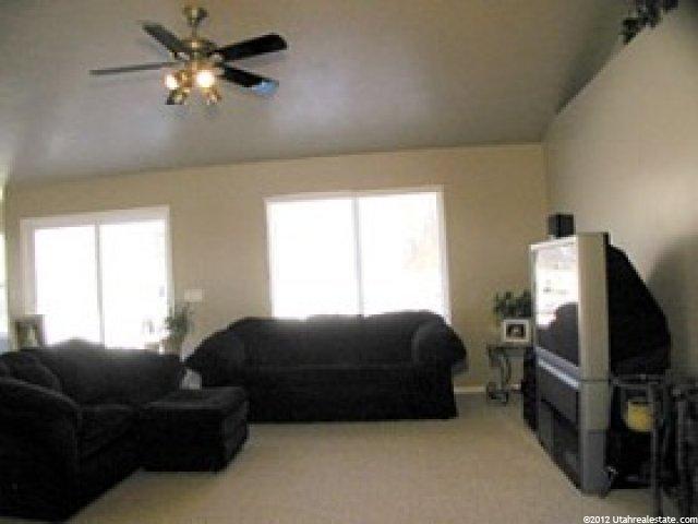 946 E 1525 N, North Ogden, UT 84404 — photo 4