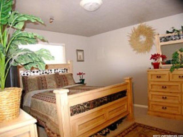 946 E 1525 N, North Ogden, UT 84404 — photo 7