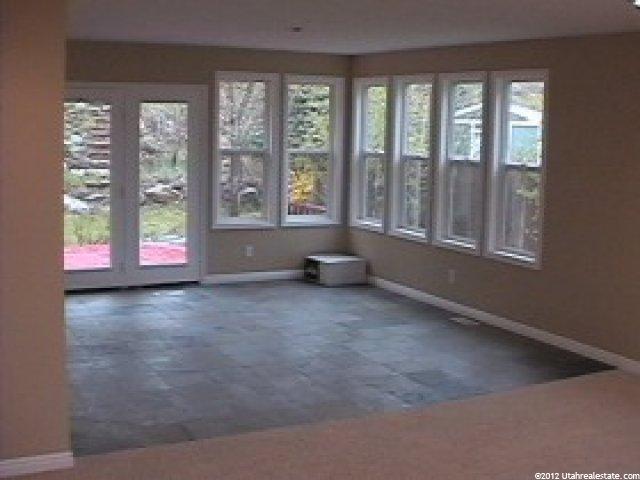 145 S Sunset Dr E, Farmington, UT 84025 — photo 2