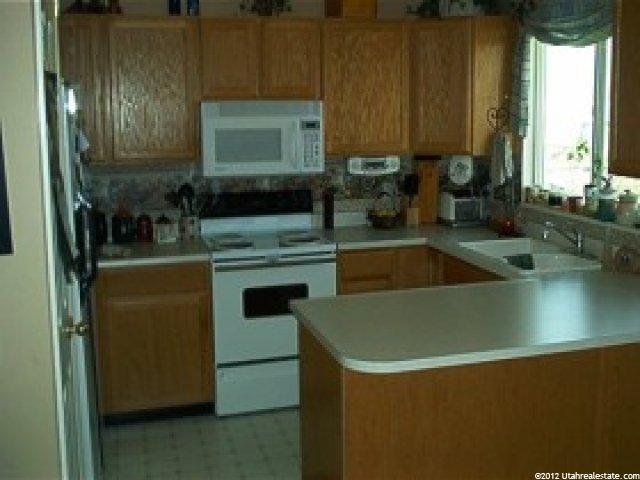 378 W 1800 S, Clearfield, UT 84015 — photo 3