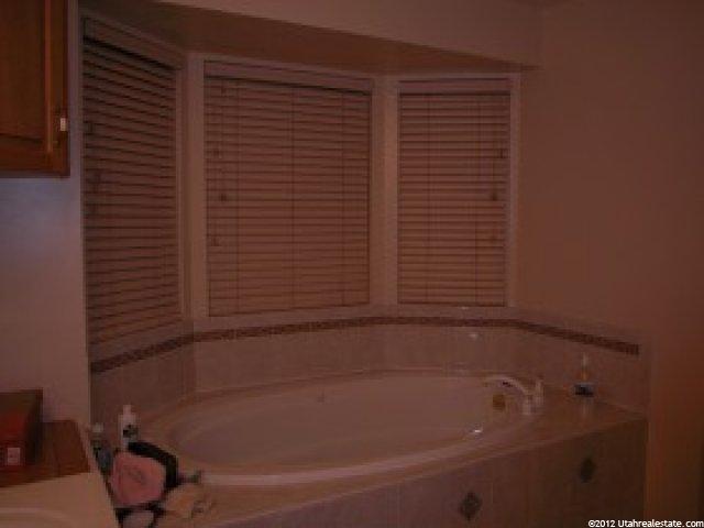 1082 E 2850 N, North Ogden, UT 84414 — photo 7
