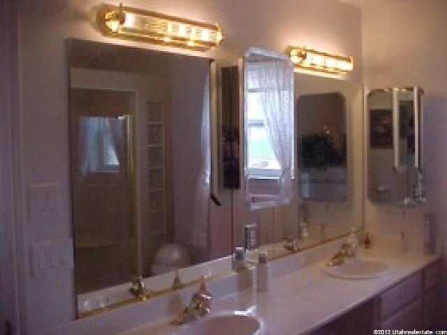 2847 Viewcrest Cir, North Logan, UT 84341 — photo 2