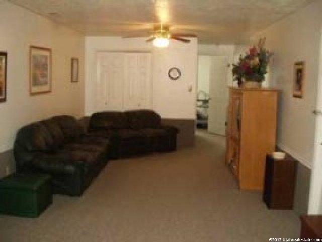 466 S 10 W, Farmington, UT 84025 — photo 2