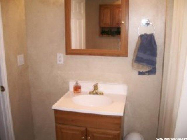 469 W 500 N, Clearfield, UT 84015 — photo 7