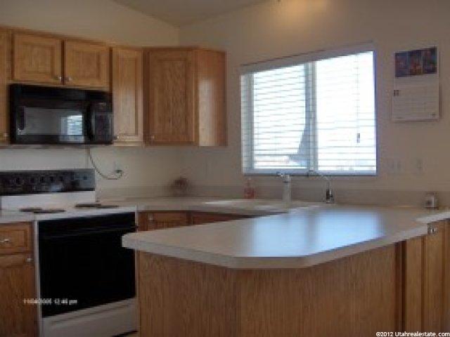 2862 W 4200 S, Roy, UT 84067 — photo 4