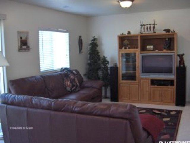2862 W 4200 S, Roy, UT 84067 — photo 5