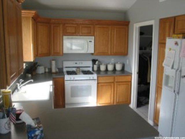 73 W 2150 N, Layton, UT 84041 — photo 7