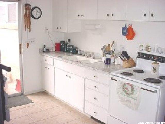 1850 S 440 W, Woods Cross, UT 84087 — photo 2