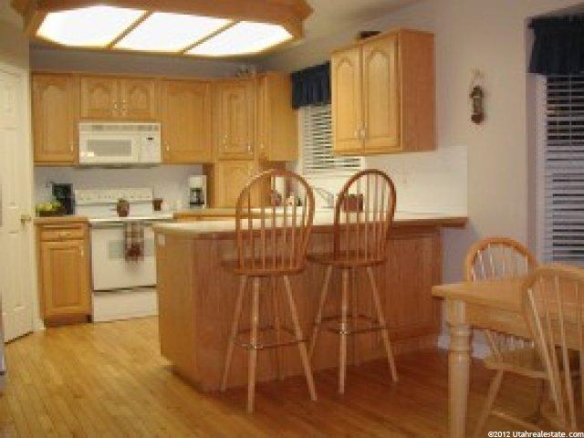 3795 S 400 E, Bountiful, UT 84010 — photo 6