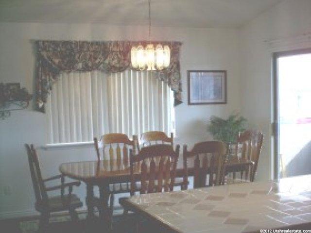 3826 Emperor Dr, Murray, UT 84123 — photo 3
