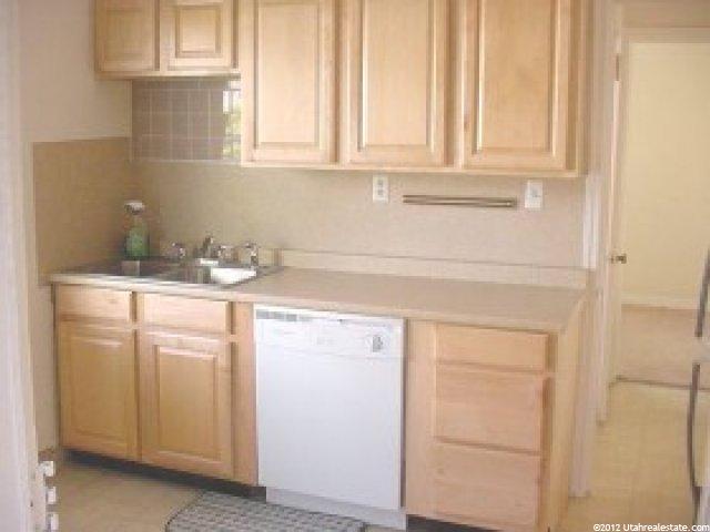 447 Crescent Dr, Logan, UT 84341 — photo 3