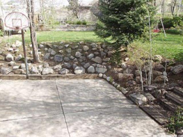 2537 Montebello Dr, Sandy, UT 84092 — photo 8