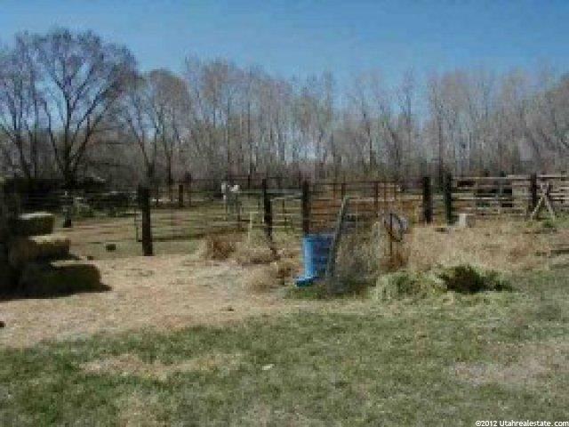 2461 N 2500 W, Vernal, UT 84078 — photo 4