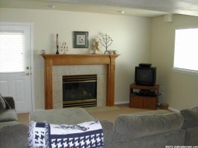 4656 S 1025 E, Ogden, UT 84403 — photo 3