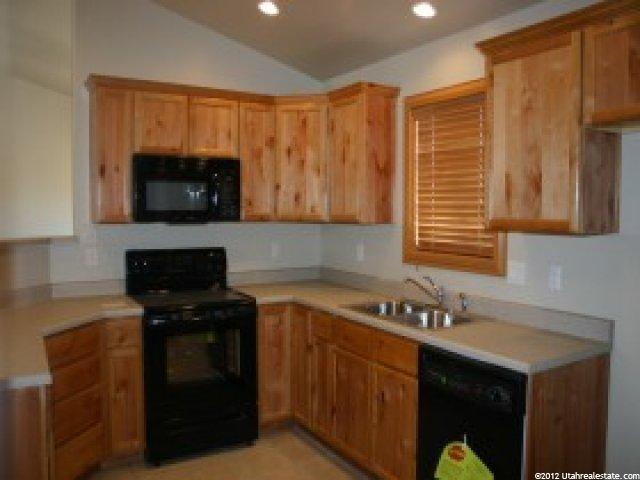 925 Garden Grove Ln, Nibley, UT 84321 — photo 2