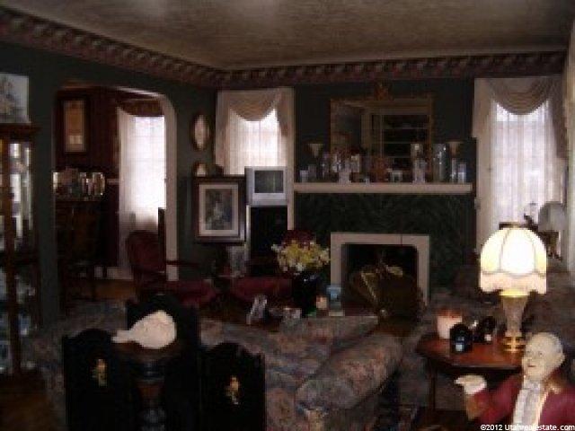 1061 25th St, Ogden, UT 84404 — photo 2