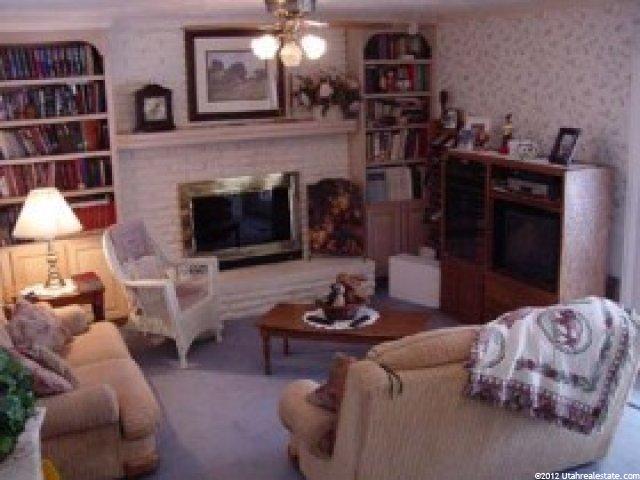 8369 Mesa Dr, Sandy, UT 84093 — photo 4