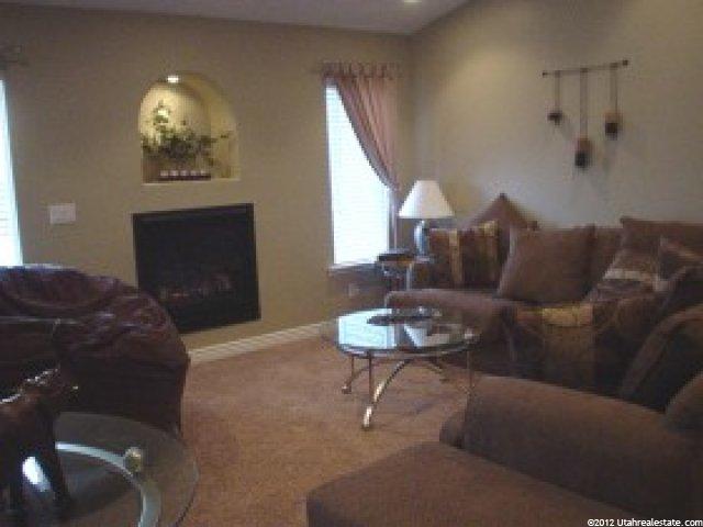 621 Cook Dr, Layton, UT 84041 — photo 2