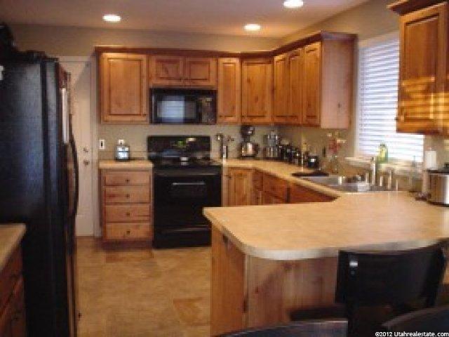 621 Cook Dr, Layton, UT 84041 — photo 3