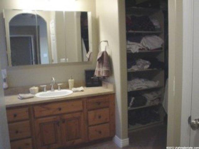621 Cook Dr, Layton, UT 84041 — photo 7
