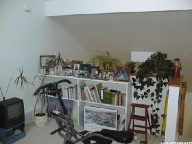 62 N White Barn Dr W, Pleasant View, UT 84414 — photo 4