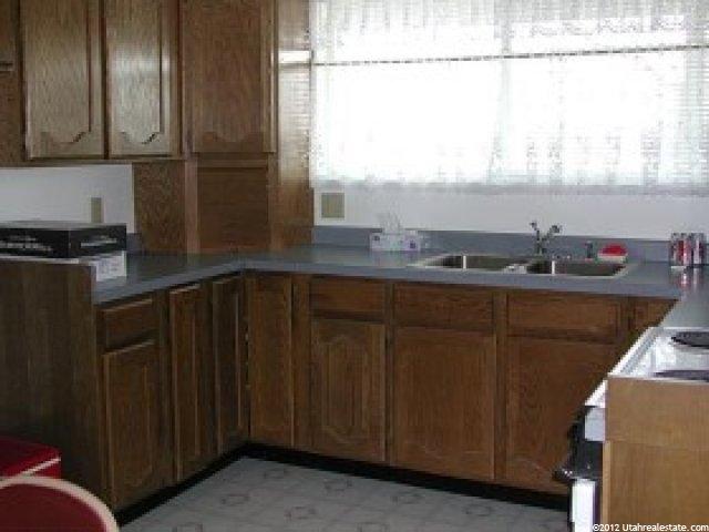 2605 E Bonneville Terrace Dr, Uintah, UT 84403 — photo 6