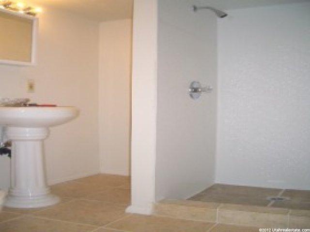 138 W 400 N, Clearfield, UT 84015 — photo 8