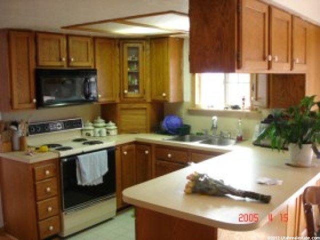 1557 N 75 W, Sunset, UT 84015 — photo 2