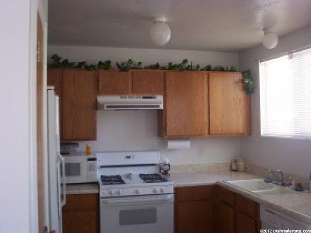 3718 Bronco Cir, Magna, UT 84044 — photo 5