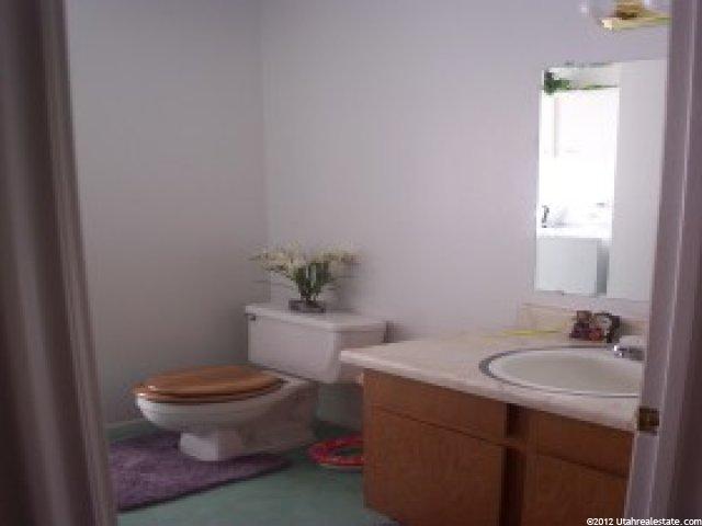 3718 Bronco Cir, Magna, UT 84044 — photo 6