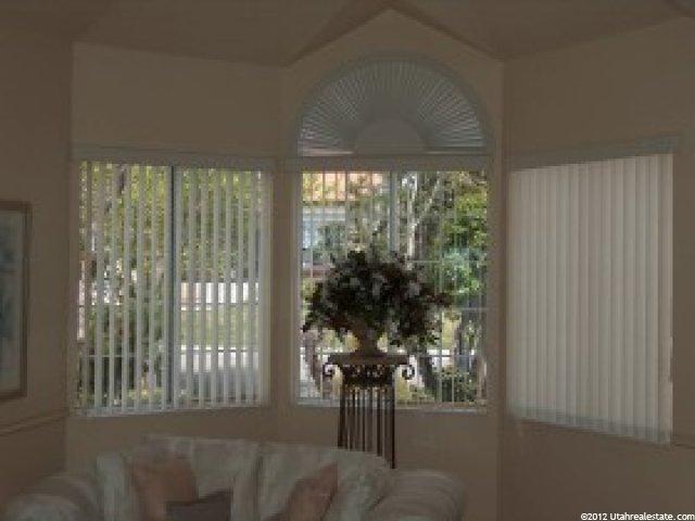 2260 E Rolling Oaks Ln, Layton, UT 84040 — photo 8
