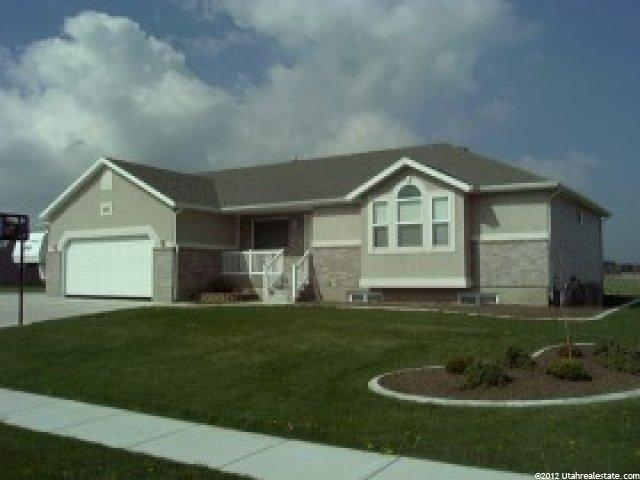 3719 N 2800 W, Farr West, UT 84404 — photo 7