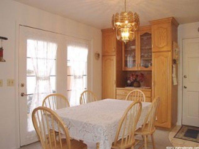 432 Laurel Dr, Sandy, UT 84070 — photo 3