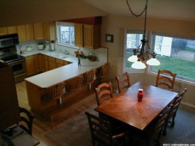 106 S 2700 E, Layton, UT 84040 — photo 2