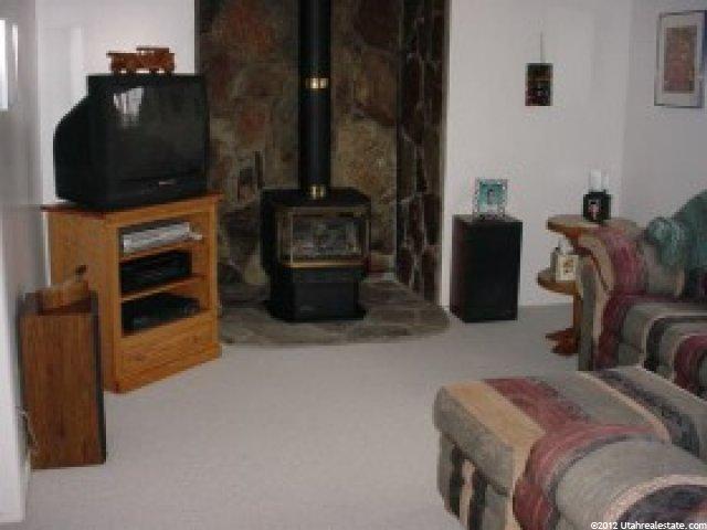 1976 E 5650 S, South Ogden, UT 84403 — photo 8
