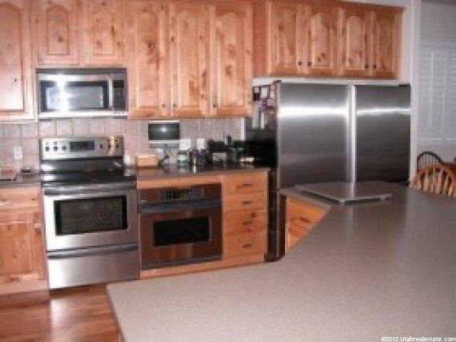 9892 Cascade Park, Sandy, UT 84070 — photo 4